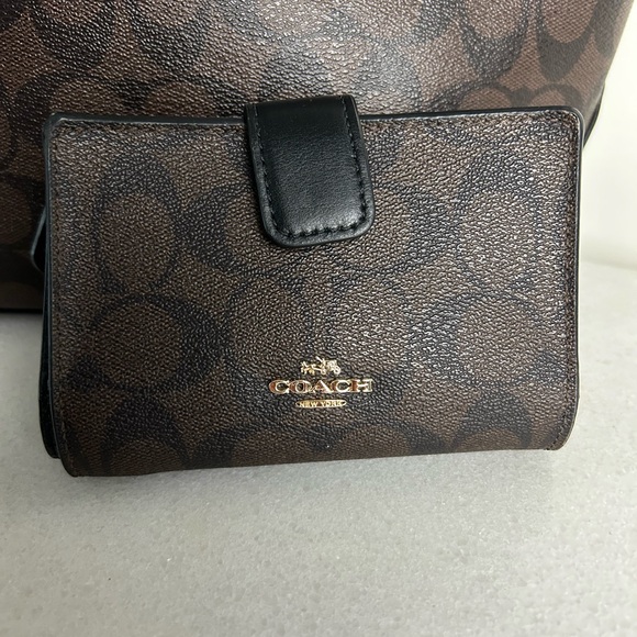 Coach Signature Brown and Black Tote with Wallet - Picture 2 of 16